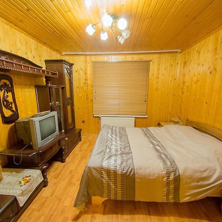 Guest House Suzirya Karpat Yaremche Dış mekan fotoğraf