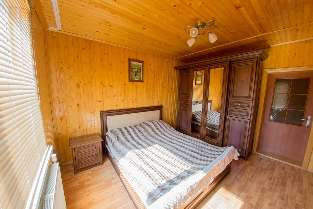 Guest House Suzirya Karpat Yaremche Dış mekan fotoğraf